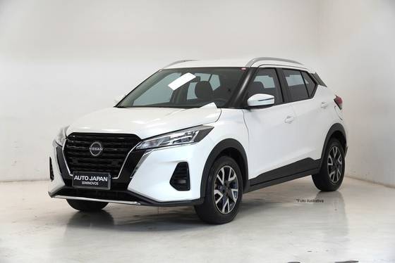 NISSAN KICKS 1.6 16V FLEXSTART EXCLUSIVE XTRONIC NISSAN KICKS 1.6 16V FLEXSTART EXCLUSIVE XTRONIC